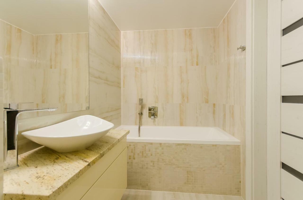 Central Penthouse With Terrace Красков Екстериор снимка